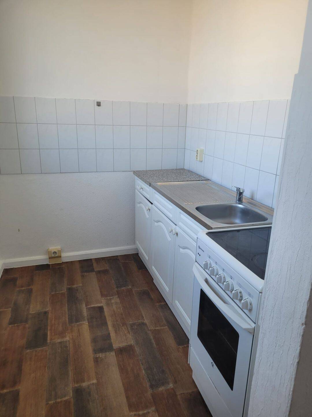 Helles 1-Zimmer-Apartment mit Balkon in Ueckermünde – Haffring, 17373 Ueckermünde