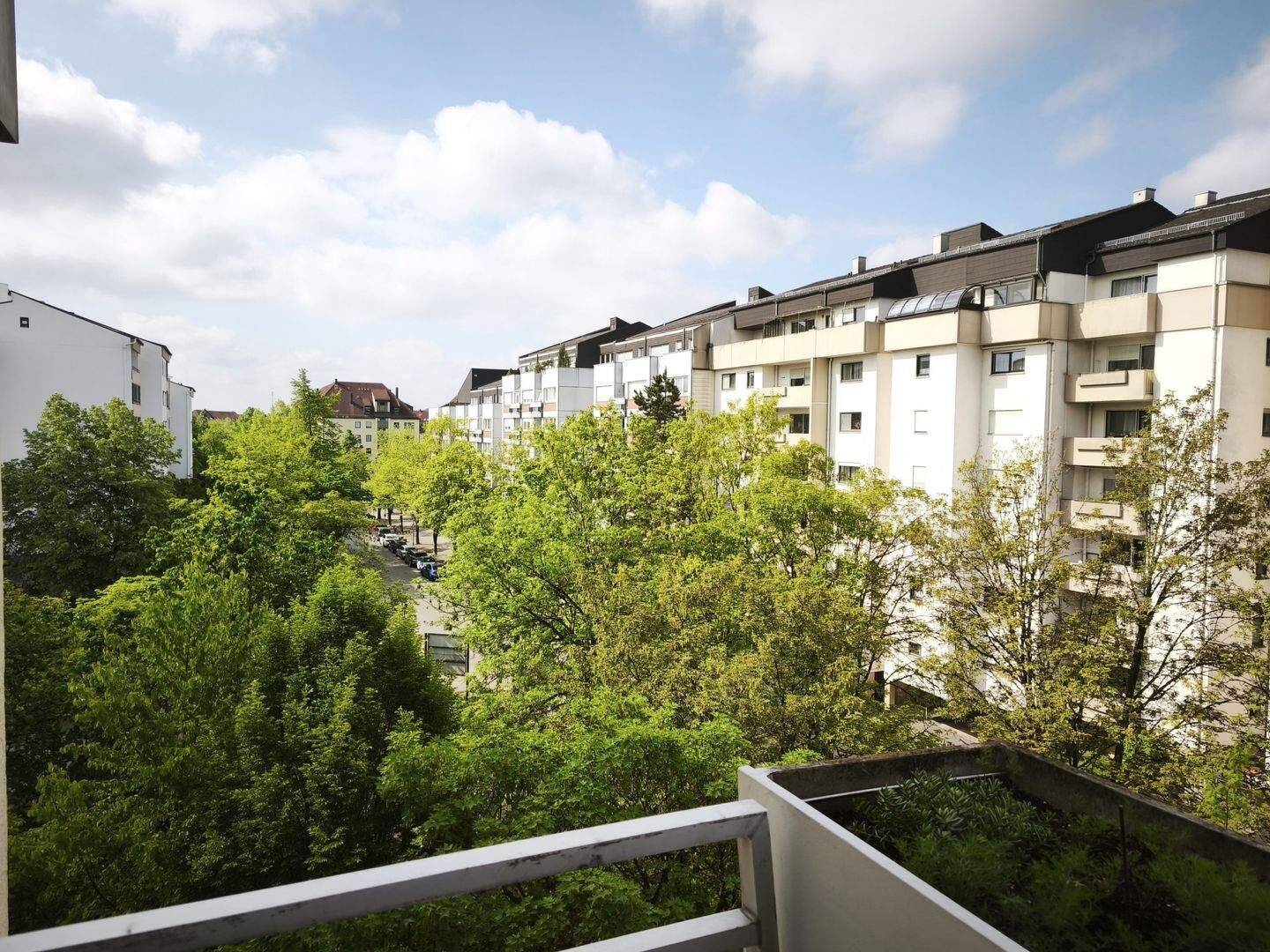 Uni-Viertel: 2-Zmmer-Wohnung, West-Balkon, Aufzug, Garage, sofort verfügbar, tolle Lage, 86159 Augsburg (Antonsviertel Hochfeld Innenstadt Universitätsviertel)
