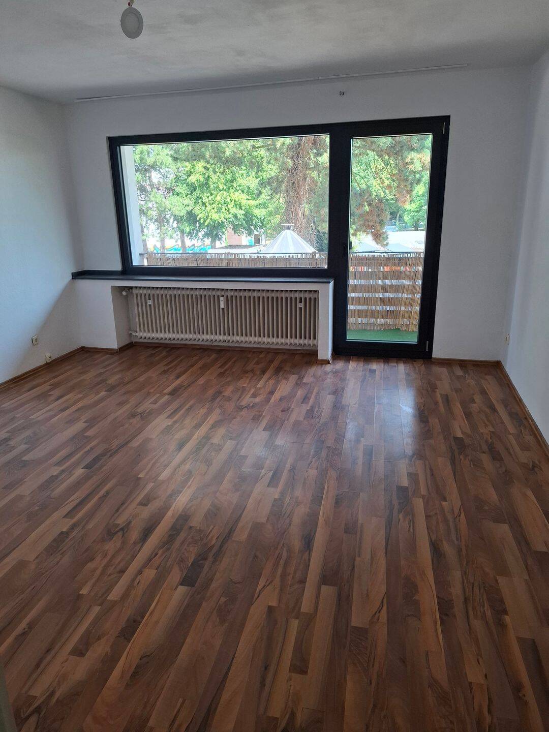 Moderne 3,5-Zimmer-Wohnung mit zwei Balkonen im 1. Obergeschoss, 46242 Bottrop