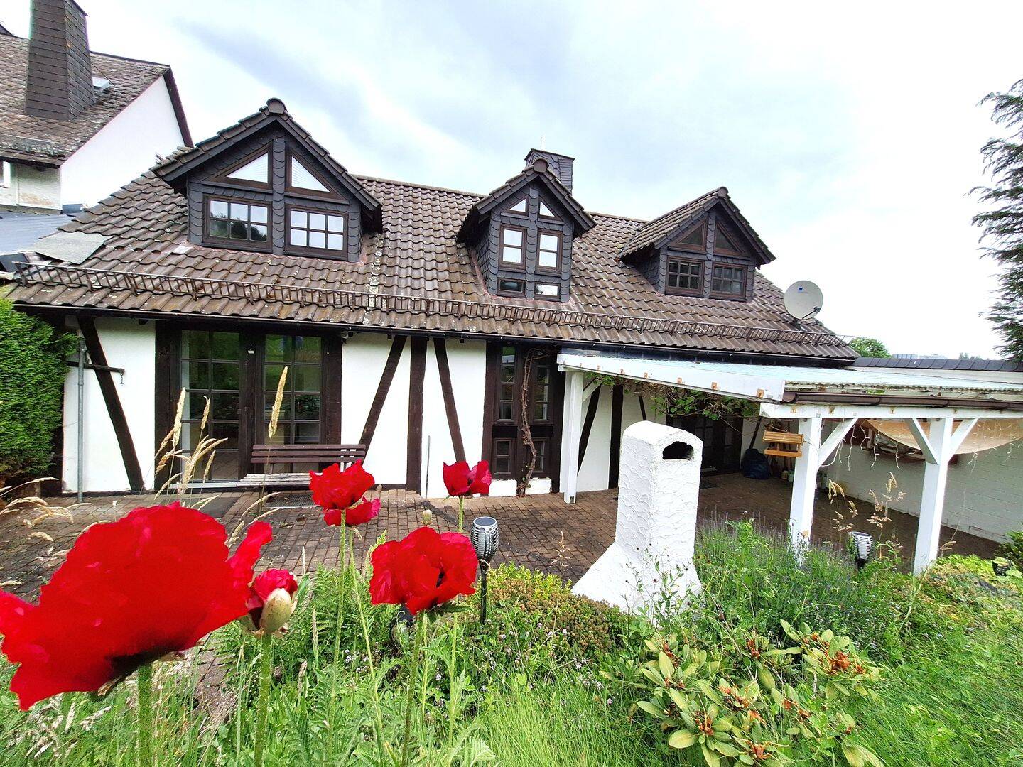 Wohnen abseits des Gewöhnlichen – Ruhe, Charakter und ein Zuhause mit eigener Note, 35745 Herborn