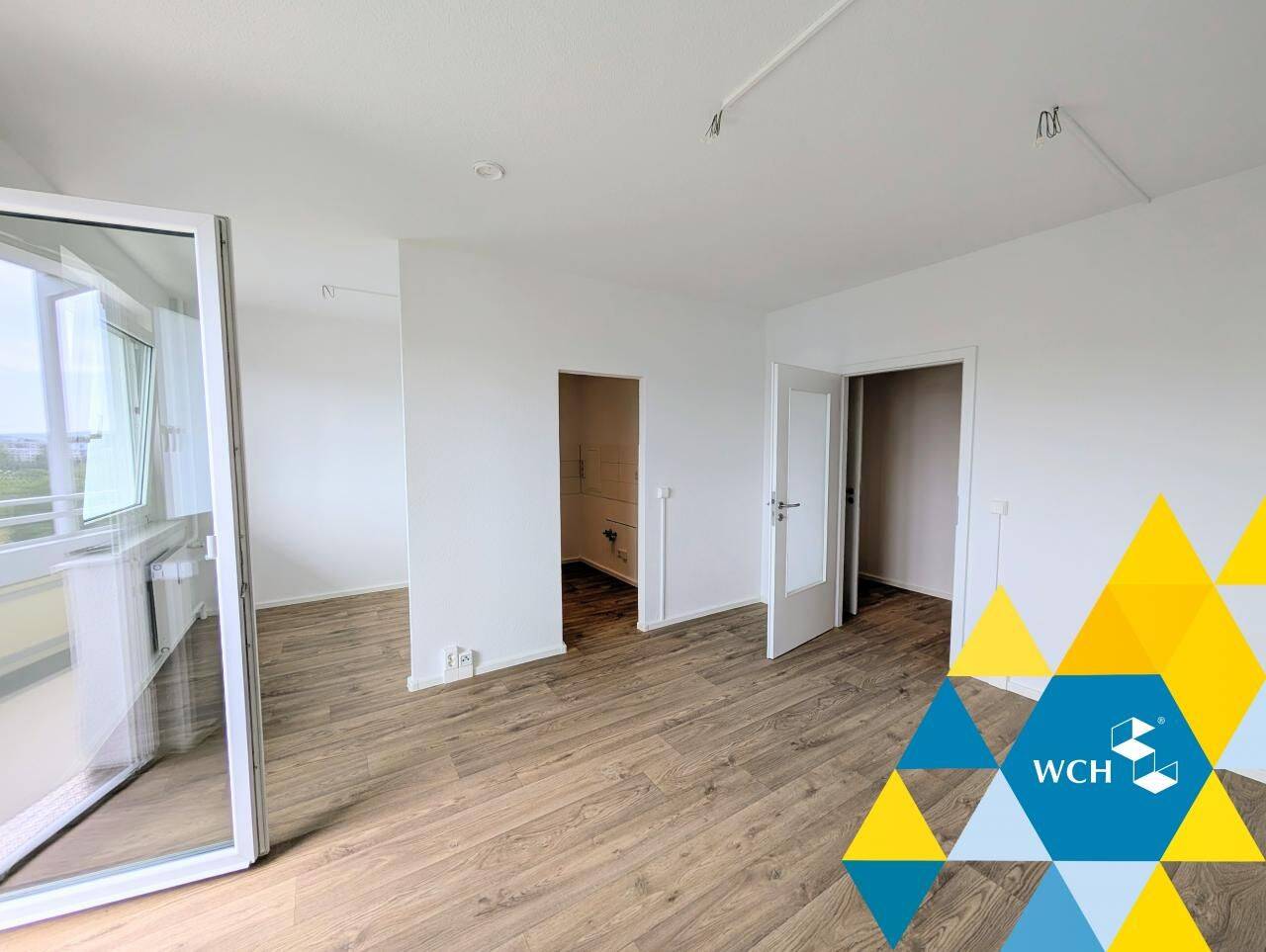 Sanierte Wohnung mit ebenerdiger Dusche und traumhaften Ausblick!, 9122 Chemnitz (Hutholz Markersdorf Morgenleite Stelzendorf)