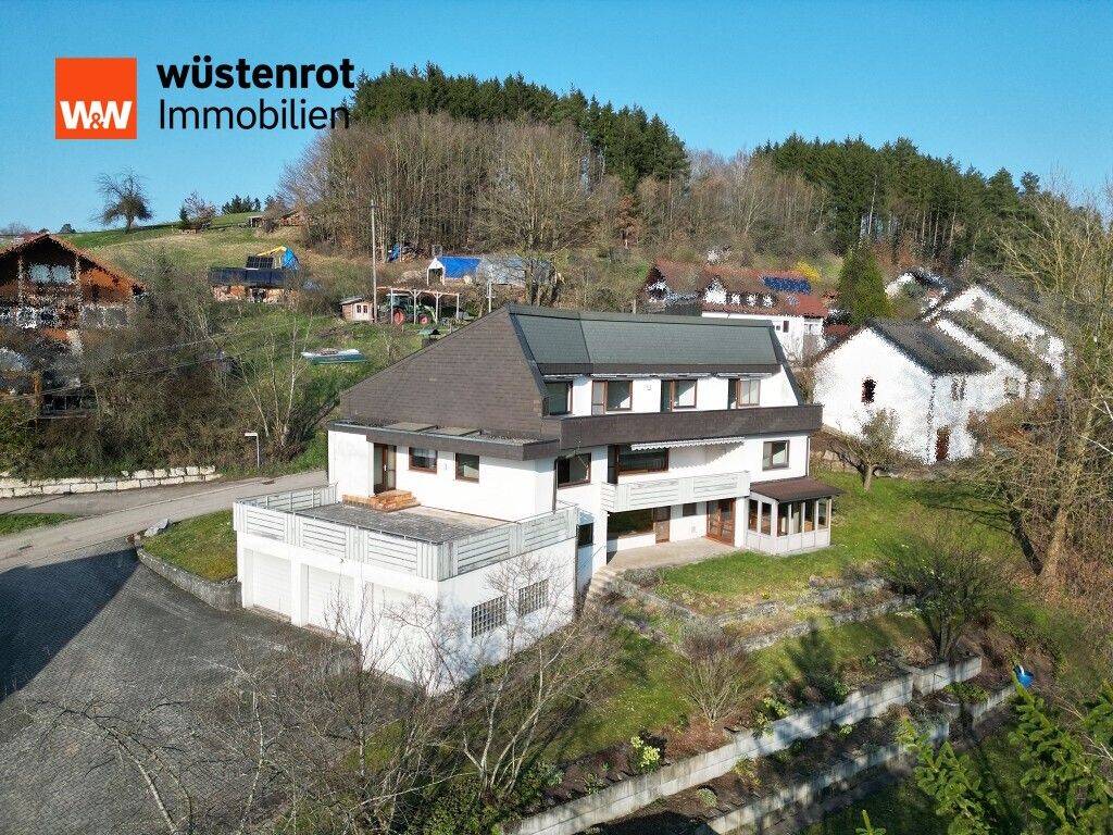 Imposantes Wohnhaus mit Einliegerwohnung in sonniger Lage – Fantastisch viel Raum zum Leben!, 74429 Sulzbach-Laufen