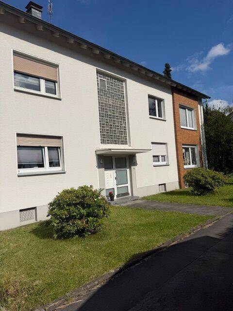 3,5 Raum Wohnung im 6-Familienhaus neu renoviert in Gelsenkirchen Schaffrath ruhige Wohnlage, 45897 Gelsenkirchen (Beckhausen Buer Horst)