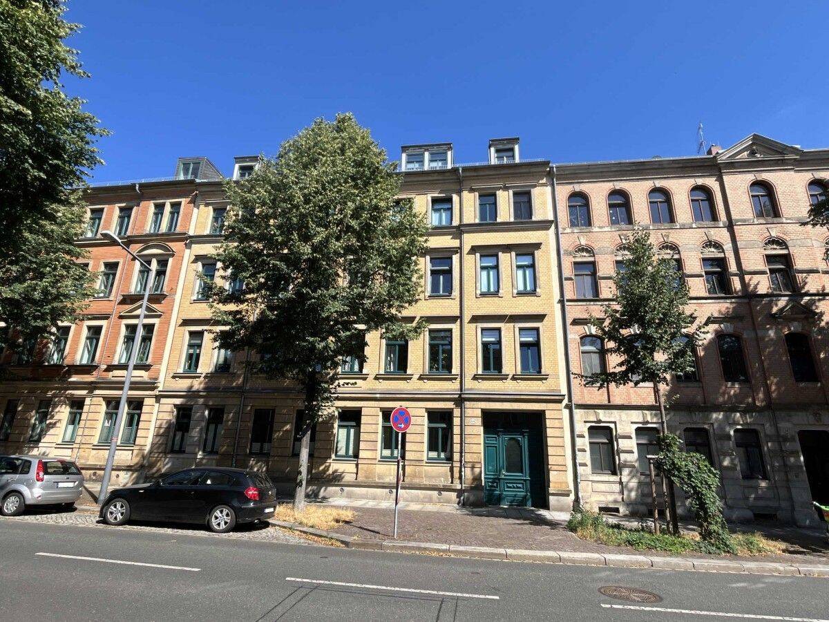 Im Denkmal: 3-Zi.-Dachwohnung in 01129 Dresden, 1129 Dresden (Hellerberge Pieschen-Nord/Trachenberge Trachau)