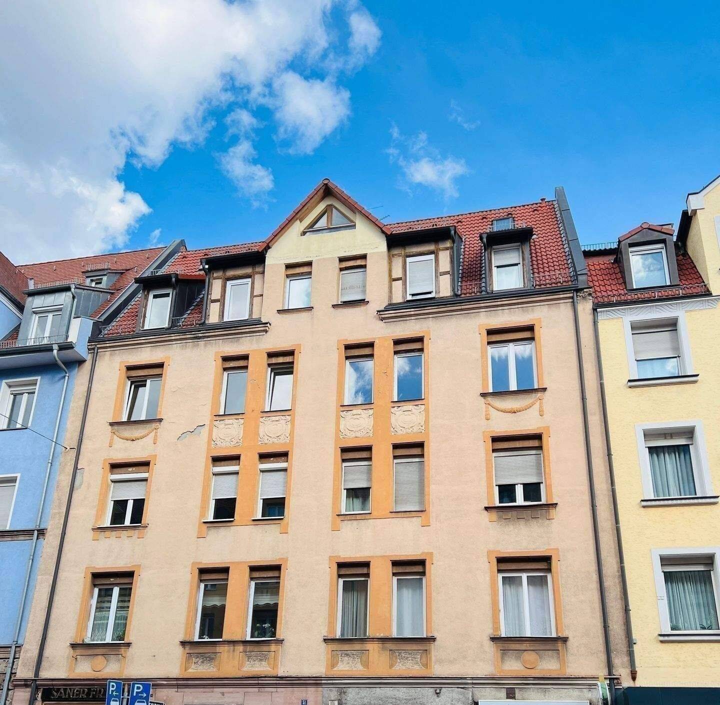 3-Zimmer-Wohnung mit Balkon, zentral gelegen, nur wenige Gehminuten zur U-Bahn Aufseßplatz, mit schöner Einbauküche, 90459 Nürnberg