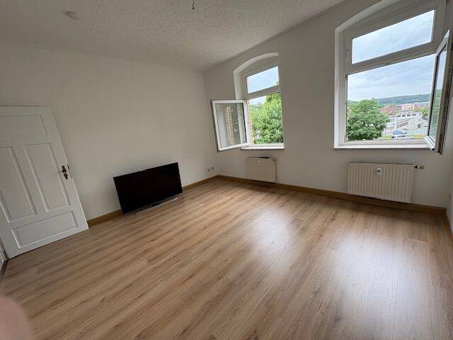 **Gemütliche 2-Zimmer-Wohnung in ruhiger Lage**, 7973 Greiz