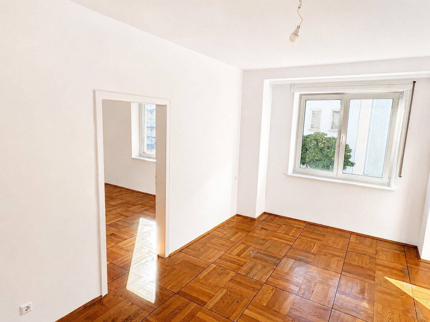 Provisionsfrei und frisch renoviert – 4 Zimmer Innenstadtwohnung!, 89231 Neu-Ulm