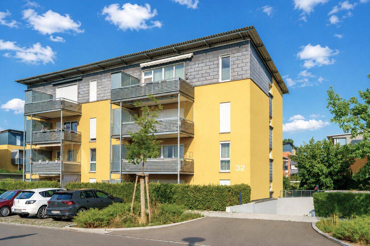 Komfortables Wohnen am Stadtrand mit Aufzug und TG-Stellplatz, 78224 Singen (Hohentwiel)