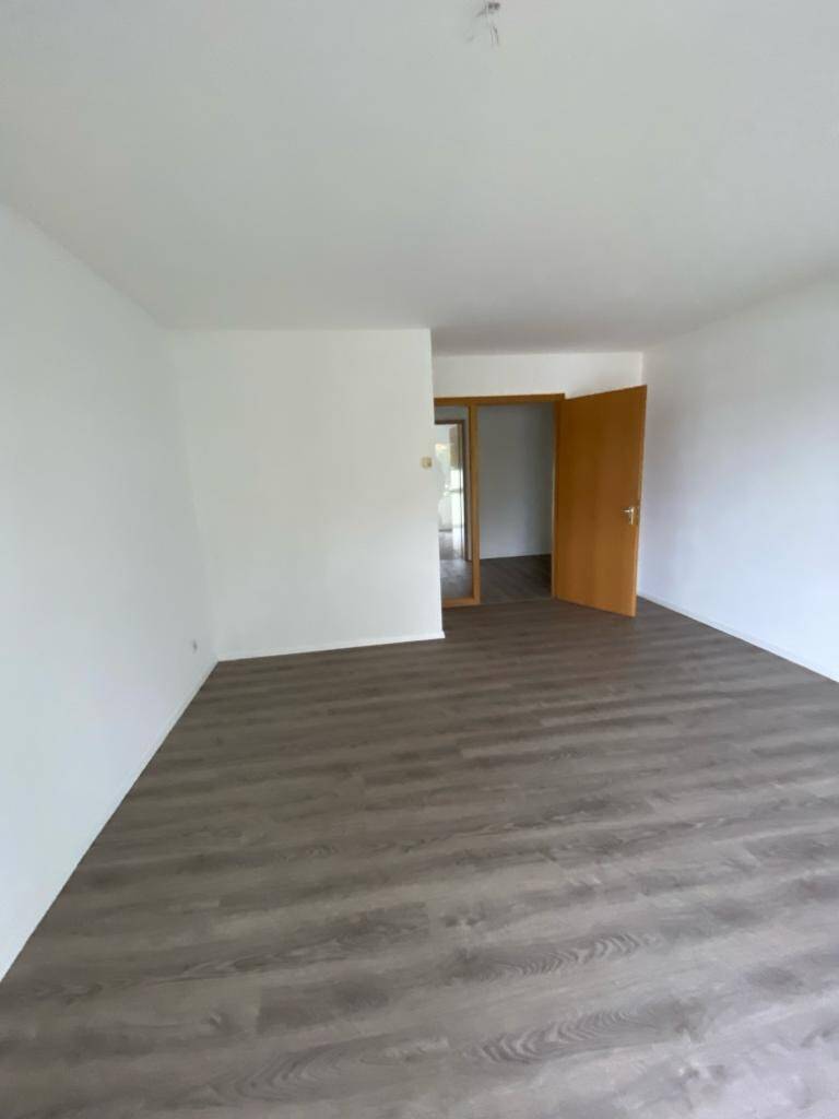 Wunderschöne großzügige 2 Raum Wohnung Wilkau-Haßlau ab sofort zu vermieten, 8112 Wilkau-Haßlau