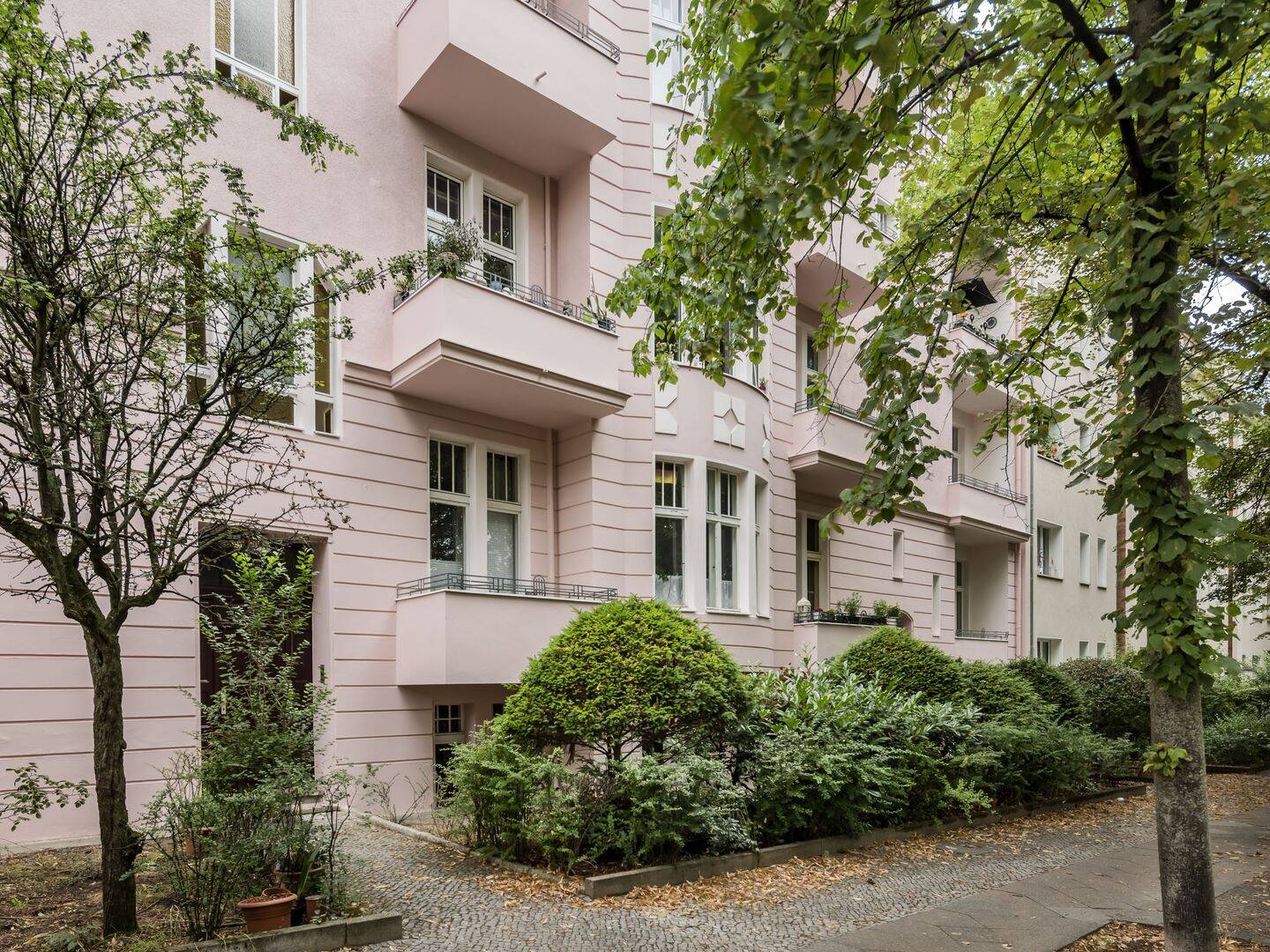 Nahe Tempelhofer Hafen: Vermietete 3,5-Zimmer-Wohnung mit Balkon in gepflegtem Zustand, 12103 Berlin (Tempelhof-Schöneberg Mariendorf Schöneberg Tempelhof)