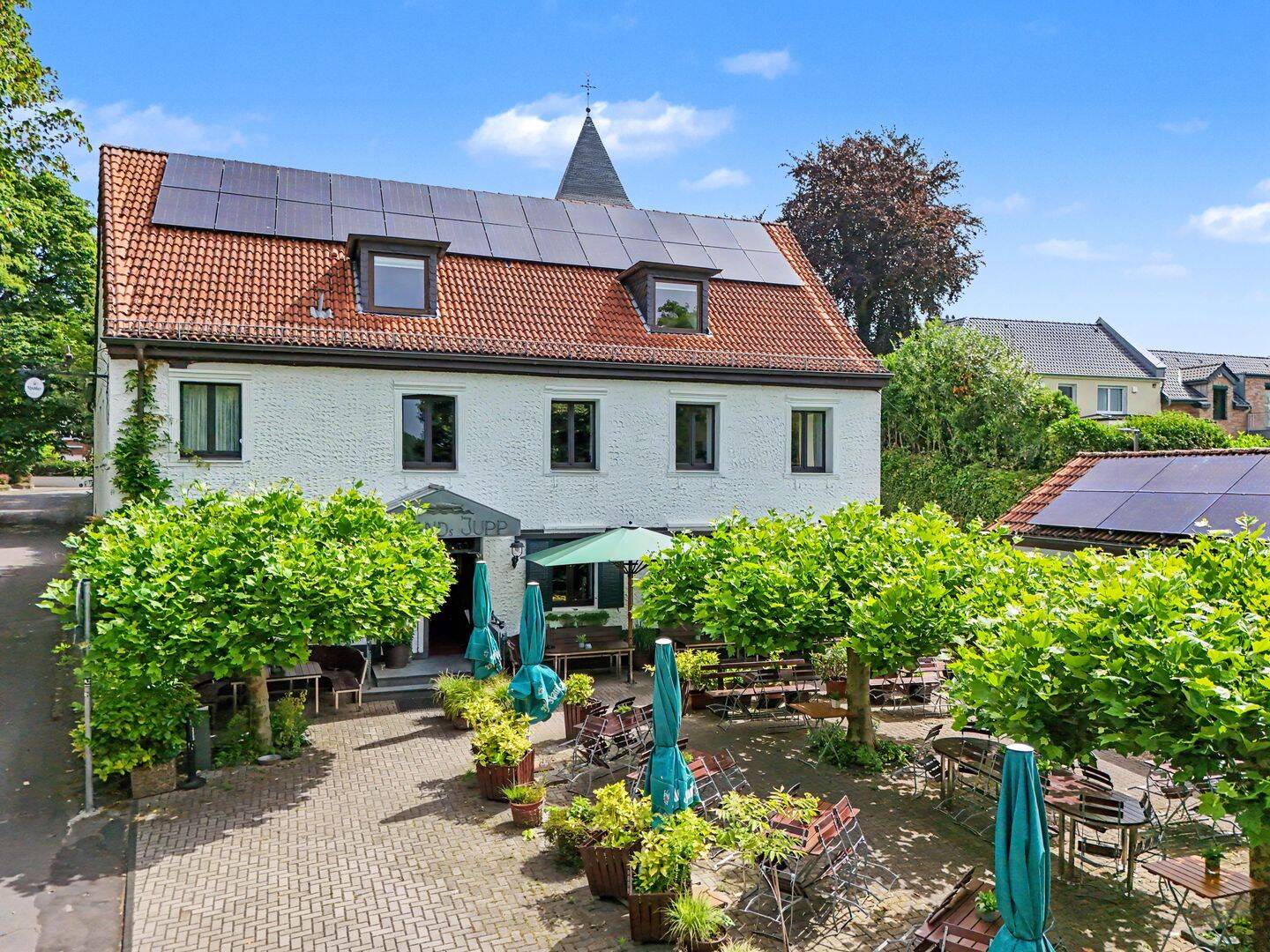 Seit Jahrhunderten ein Ort der Begegnung – Traditionsimmobilie mit vielfältiger Nutzung in Wittlaer, 40489 Düsseldorf (Angermund Kaiserswerth Kalkum Lohausen Wittlaer)