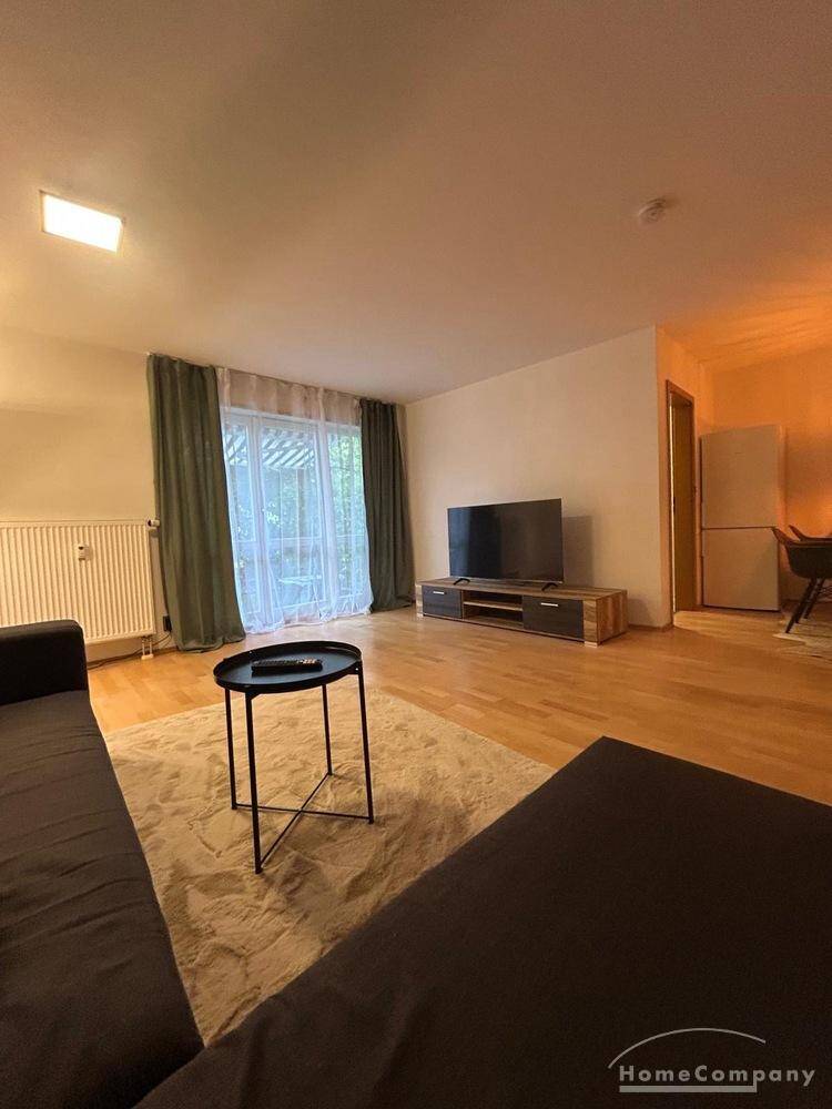 Modern möbliertes 3-Zimmer-Apartment mit Terrasse und Garten in Karlsfeld, 85757 Karlsfeld