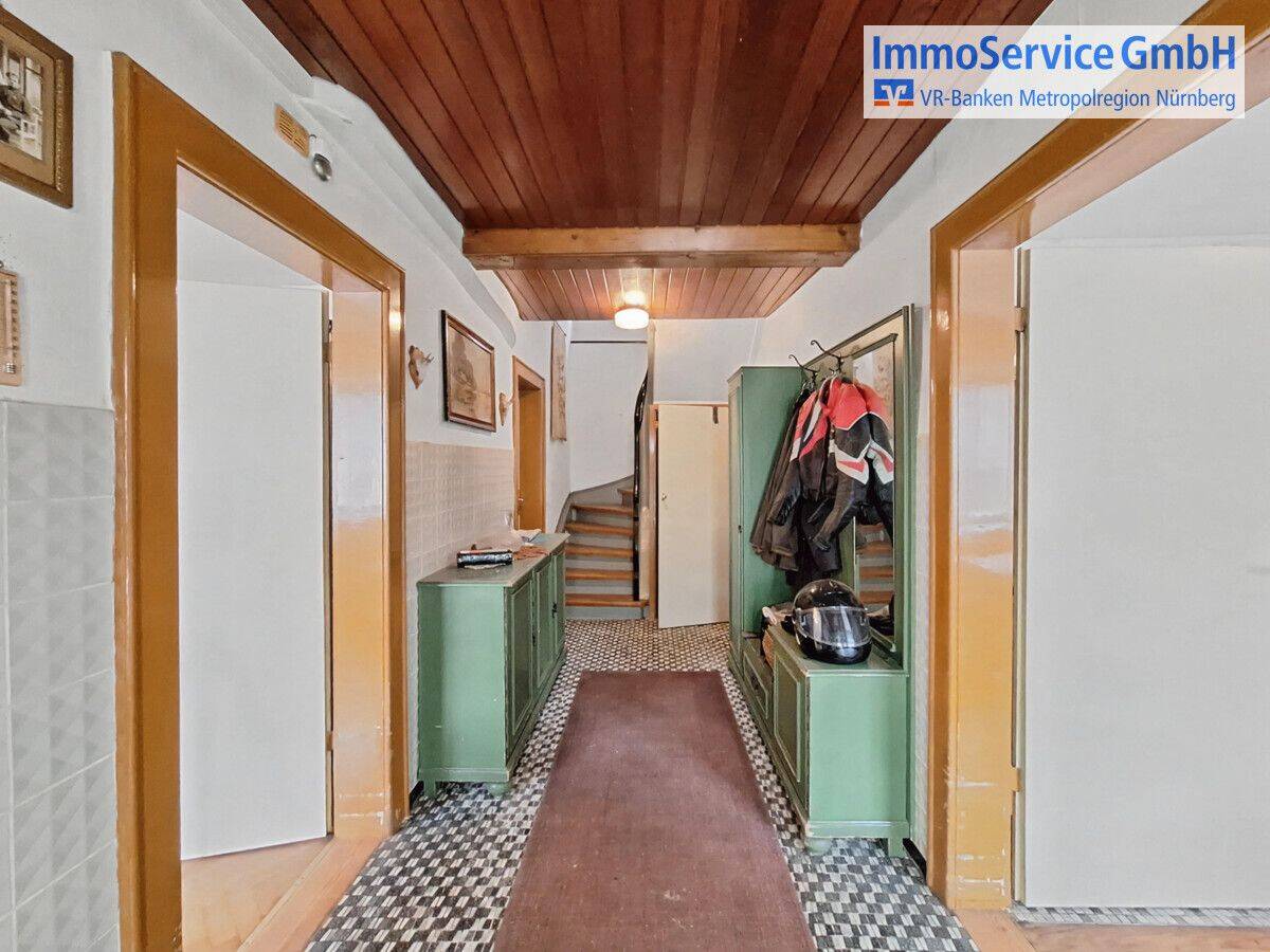 Sanierungsbedürftiges Einfamilienhaus mit Scheune und großem Garten in ruhiger Lage, 91224 Pommelsbrunn