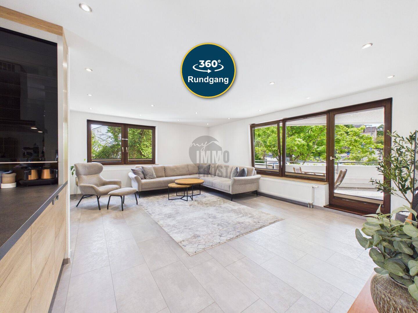 MODERNISIERTE 4,5-ZIMMER-WOHNUNG MIT HOCHWERTIGER EINBAUKÜCHE & GROSSEM SÜD-WEST-BALKON IN HEGNACH, 71334 Waiblingen