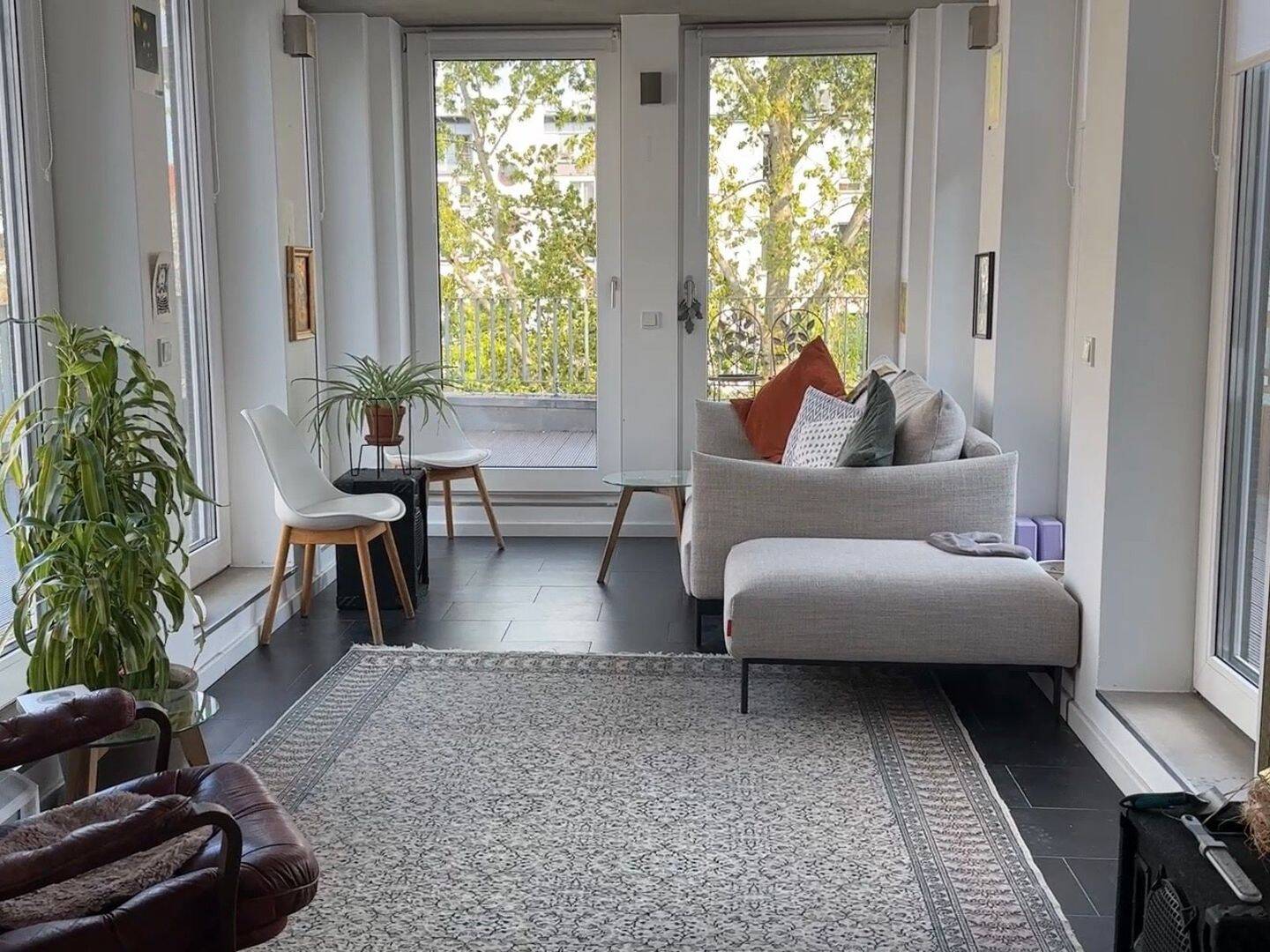 PENTHOUSE (01.–14.07. Zwischenmiete mit Katze) mit 40 m² Dachterrasse im Herzen Berlins, 10247 Berlin (Friedrichshain-Kreuzberg Friedrichshain Prenzlauer Berg)