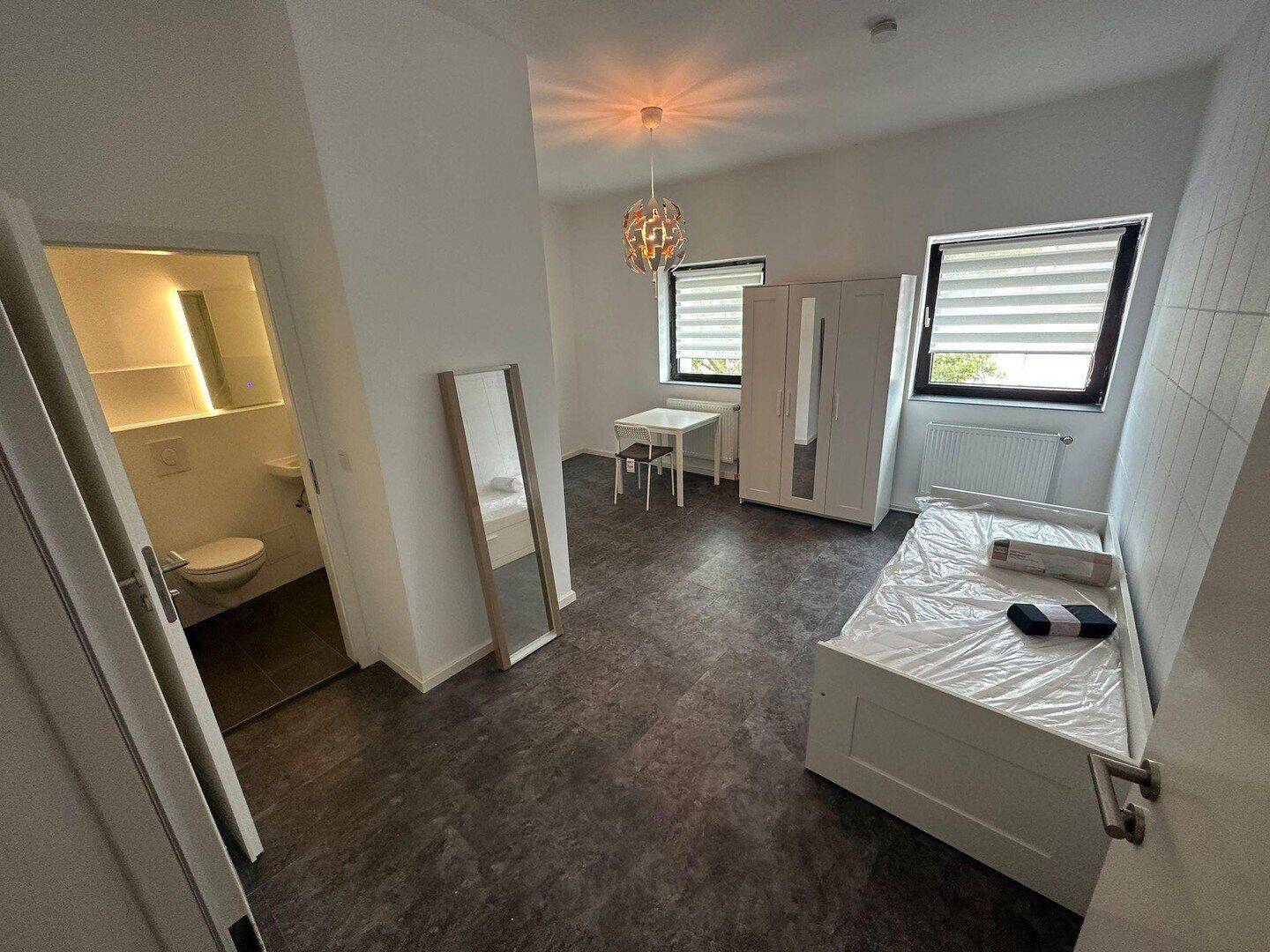 Apartment – Möblierte 1-Zimmer-Wohnung mit Einbauküche in Berlin nahe BER mit Anmeldung – Saniert!, 12351 Berlin (Neukölln Britz Buckow Gropiusstadt Rudow)