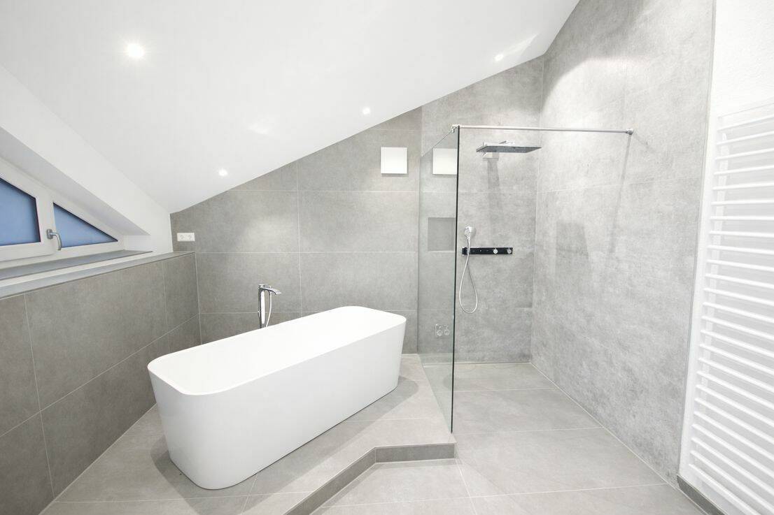 Provisionsfreie Dachgeschosswohnung mit Terrasse und traumhaftem Panoramablick., 79183 Waldkirch