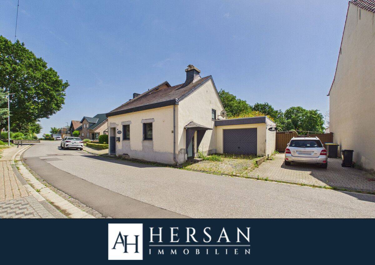 Renoviertes Einfamilienhaus mit Wintergarten und Balkon in dörflichen Umgebung – Linnich Kofferen!, 52441 Linnich