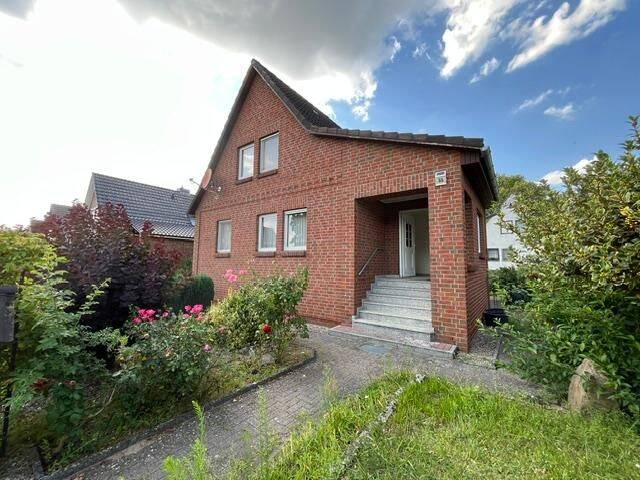 5 Zimmer Haus in sehr guter Lage mit Doppelgarage und Vollkeller :-), 19258 Boizenburg/Elbe