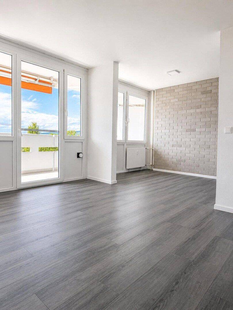 Bezugsfertig- Renoviert mit toller Aussicht-3,5 Zimmer, 79312 Emmendingen