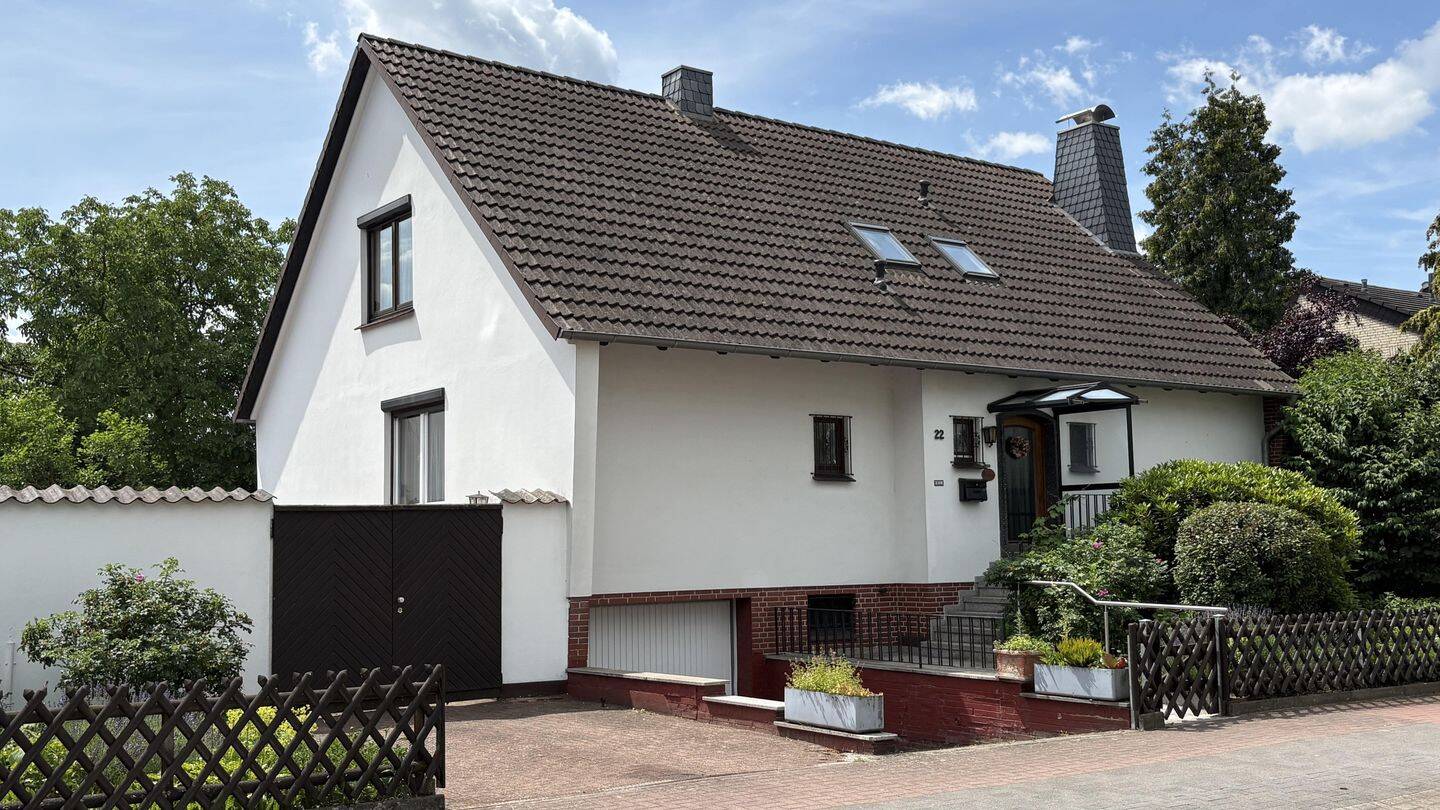 Familienglück mit schönem Garten – 6-Zimmer-Haus in guter Lage, 30827 Garbsen