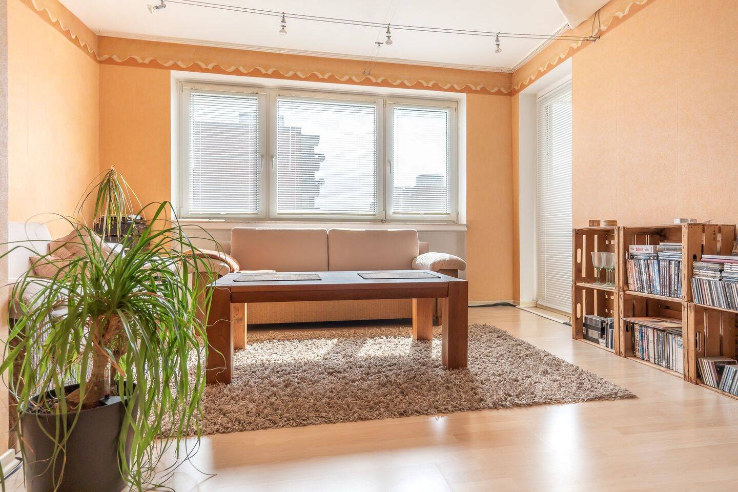 Wohnkomfort mit Weitblick: Helle 4-Zimmer-Wohnung mit Balkon und Aufzug, 31789 Hameln