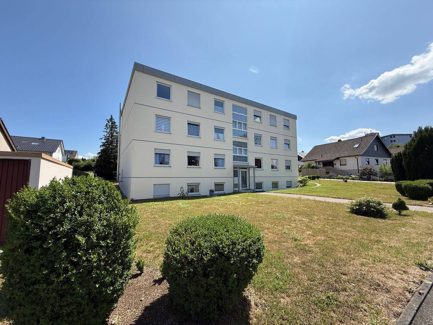Drei (4) Zimmer-ETW mit praktischem Schnitt in ruhiger Lage von Spaichingen, 78549 Spaichingen