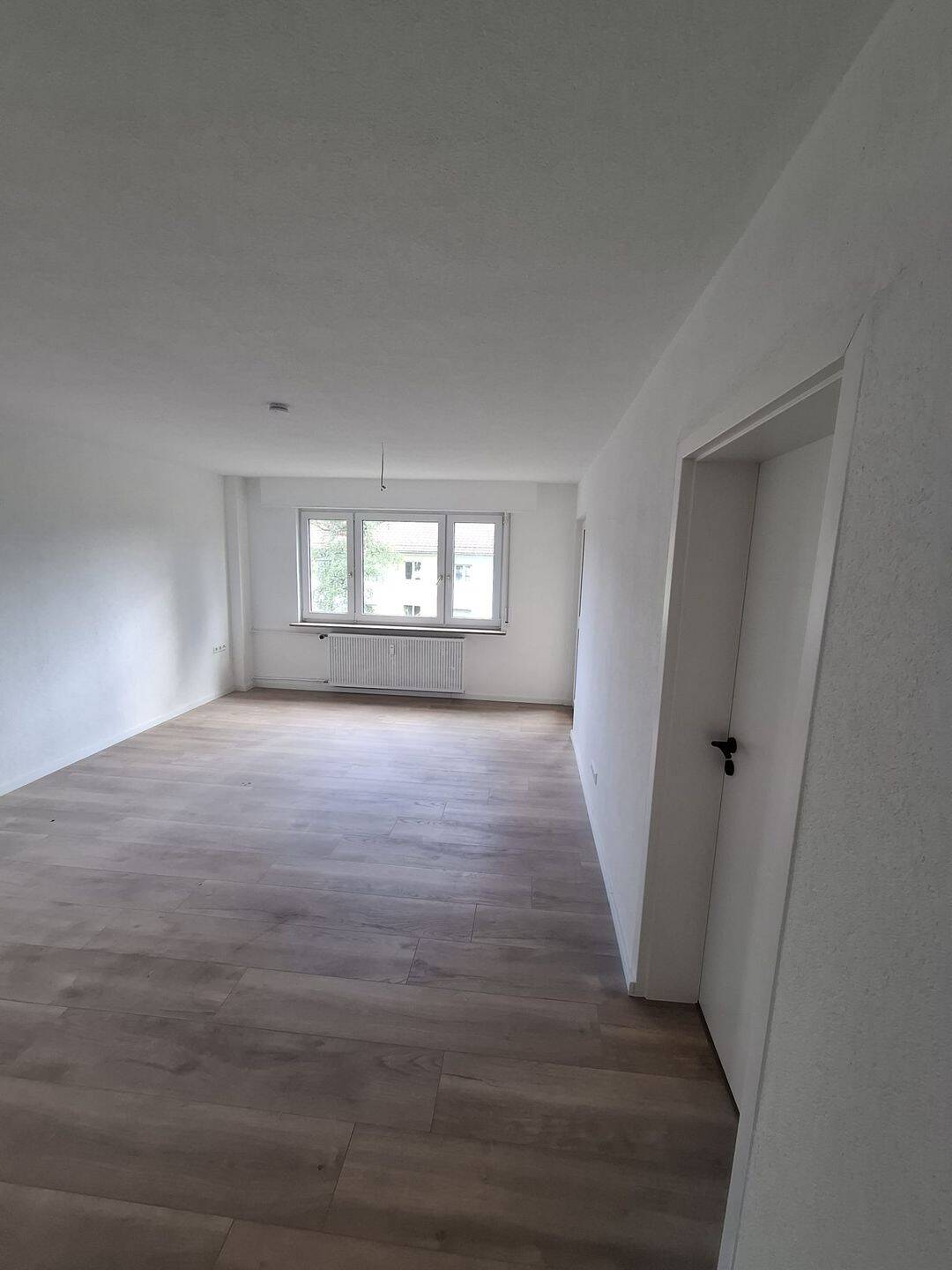 Frisch renovierte helle Wohnung, 73730 Esslingen am Neckar