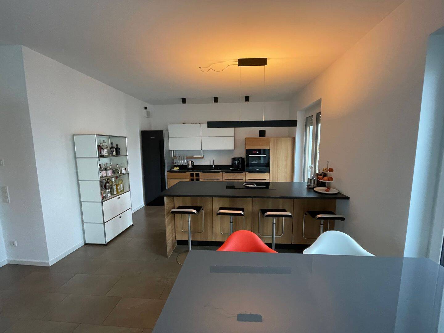 Lichtdurchflutete Wohnung mit großer Dachterrasse und hochwertiger Ausstattung, 60326 Frankfurt am Main (Gallus Griesheim)