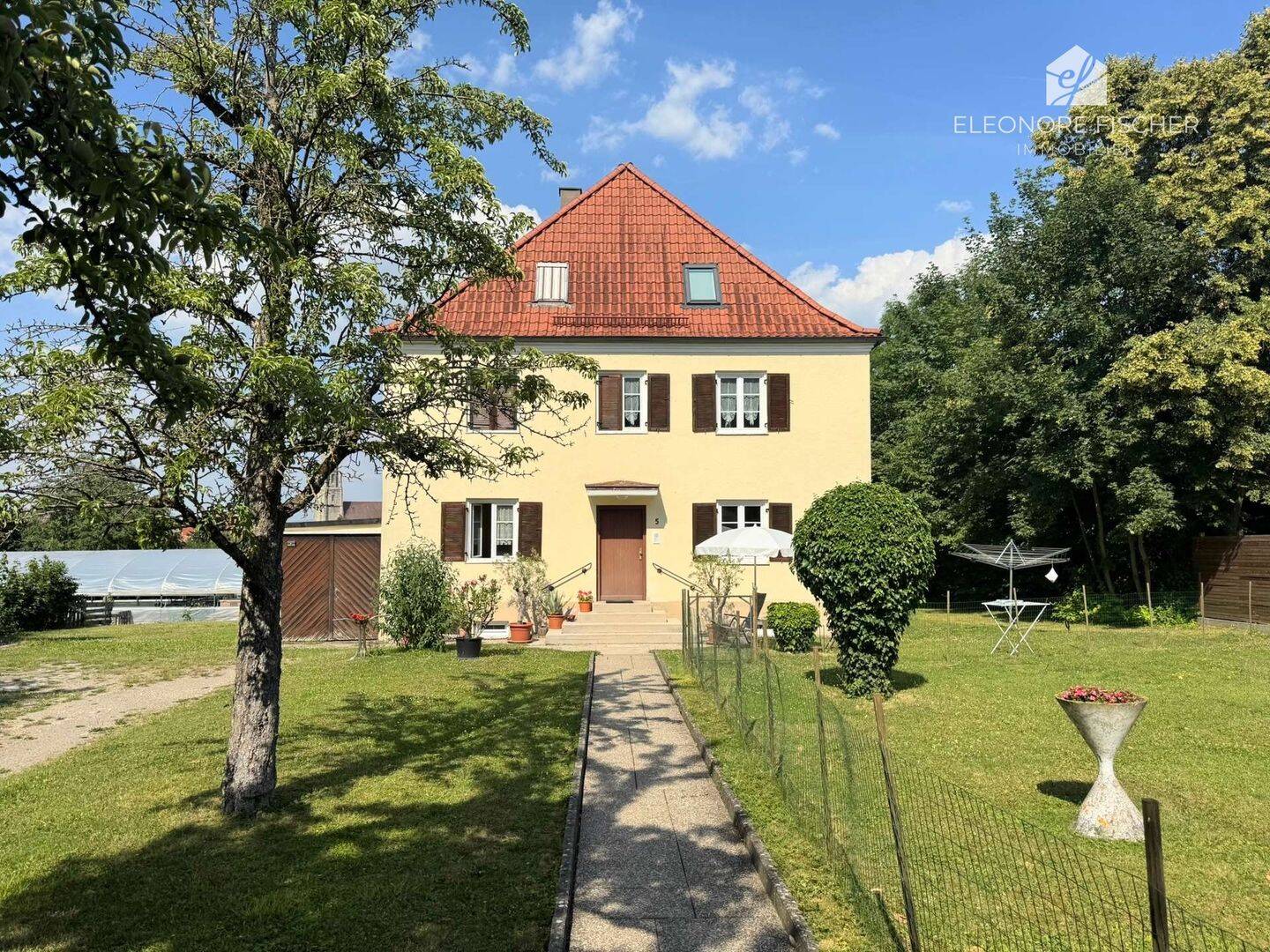 Helle 3-Zi.-Erdgeschosswohnung mit großem Garten und Blick auf den Daniel, 86720 Nördlingen