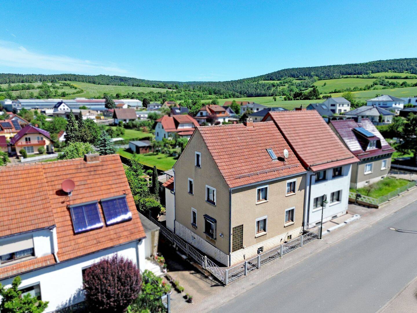 Familienfreundliches Ein- bis Zweifamilienhaus – Ruhig gelegen mit großem Grundstück und viel Potenzial, 99831 Amt Creuzburg (Mihla)