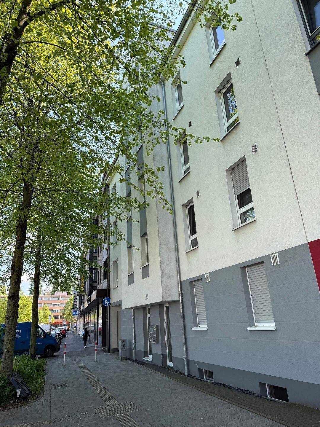 Gut vermietete 3 Zimmer Komfortwohnung mit Balkon und TG-Stellpl. in Niedrigenergiehaus!, 40764 Langenfeld (Rhld.)