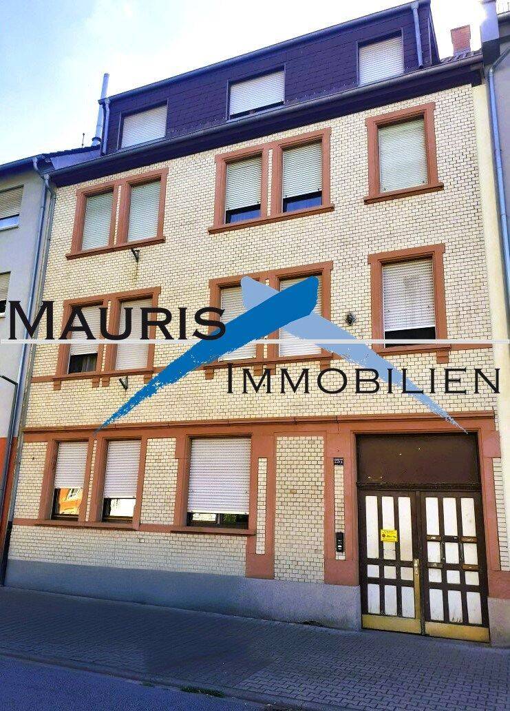 Solides Mehrfamilienhaus mit Garagen, 68307 Mannheim (Blumenau Kirschgartshausen Sandhofen Schönau)