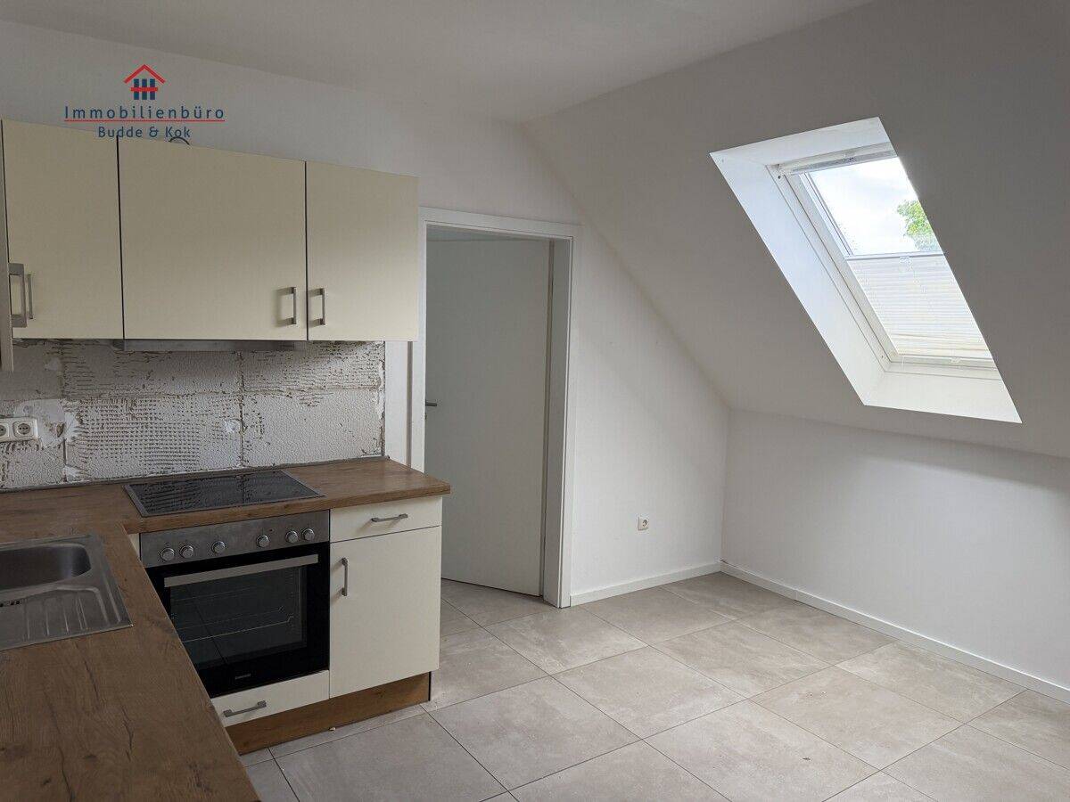 Oberwohnung mit Balkon in zentraler Lage von Friesoythe zu vermieten, 26169 Friesoythe