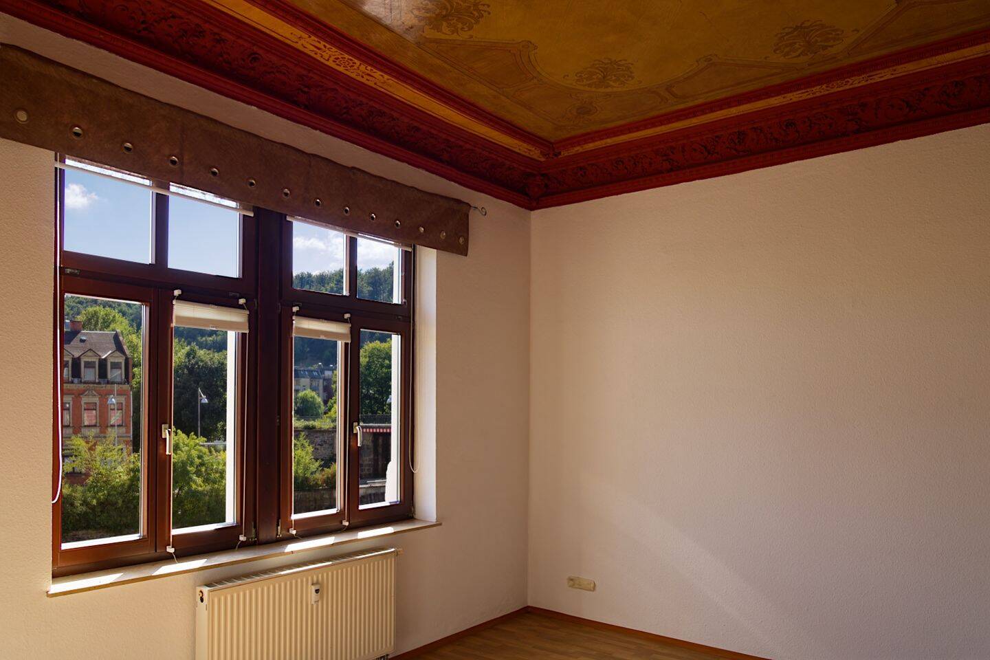 Zentrumsnahe Wohnung mit Lift – Einbauküche möglich, 7973 Greiz
