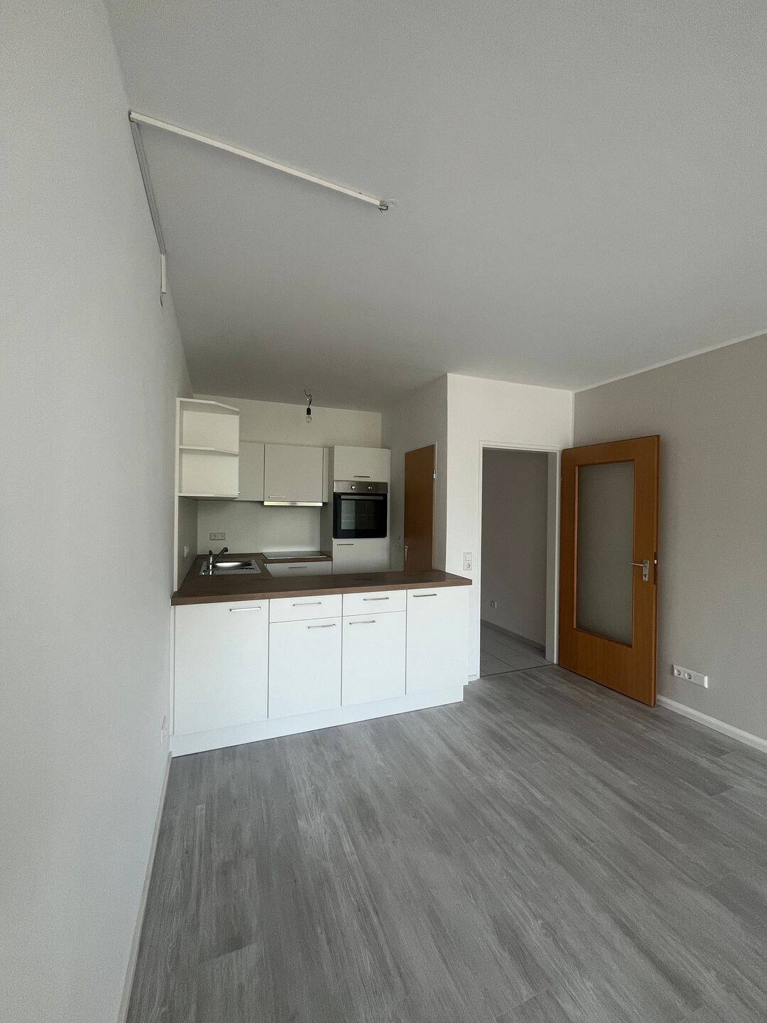 Helle 2-Zimmer-Wohnung in ruhiger, grüner Lage, 70197 Stuttgart (West)