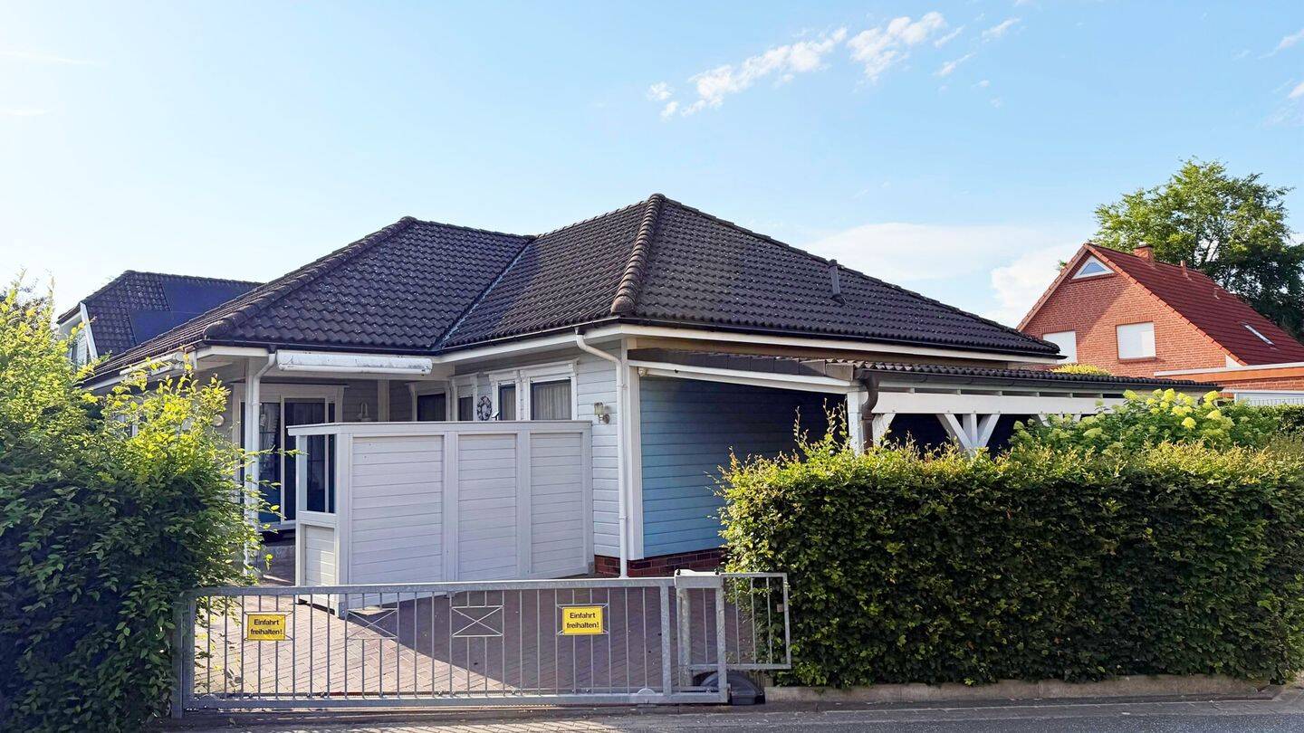 Attraktiver Bungalow mit Carport in Buschhausen/ Osterholz-Scharmbeck, 27711 Osterholz-Scharmbeck