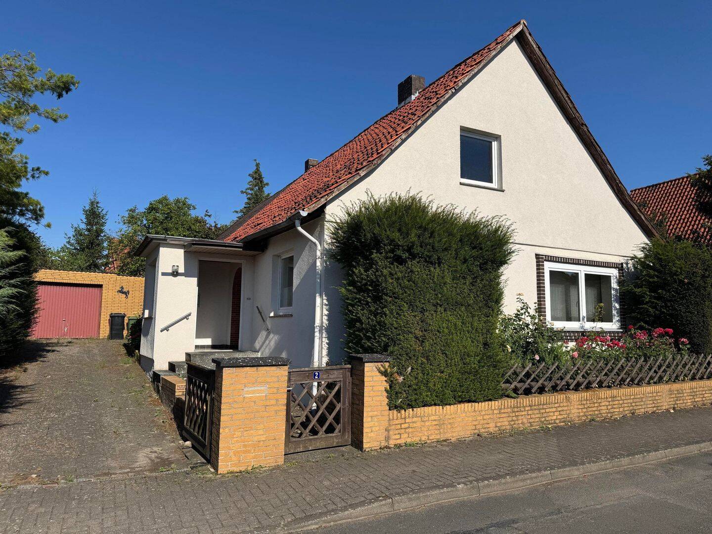 Haus mit Potential und großem Grundstück, 31185 Söhlde
