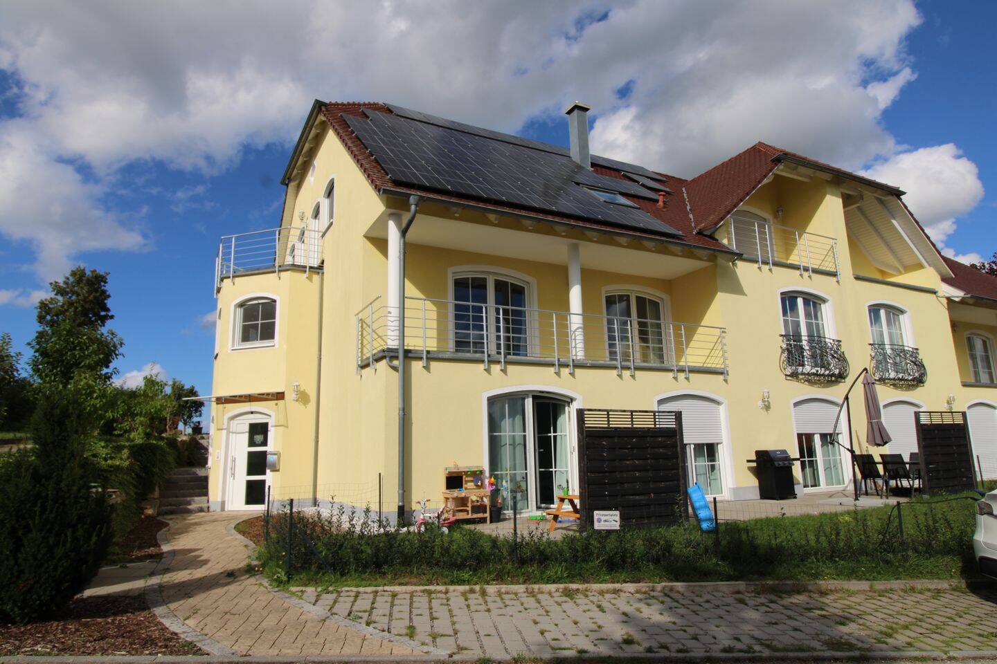 Hochwertige 3-Zimmer-Wohnung mit Terrasse und Garten, 91589 Aurach