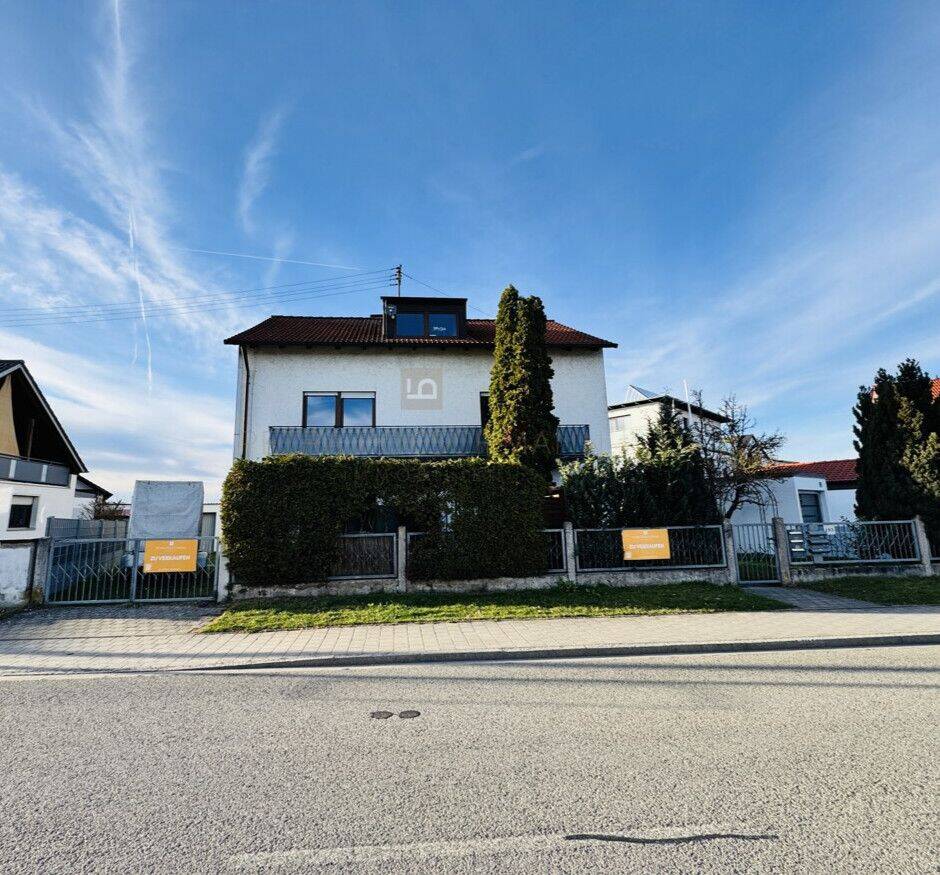 Großzügiges 3-Fam.haus mit 2 freien 102 qm Wohnungen, Bj.61, teilren., Garage, Ingolstadt-Mailing, 85055 Ingolstadt