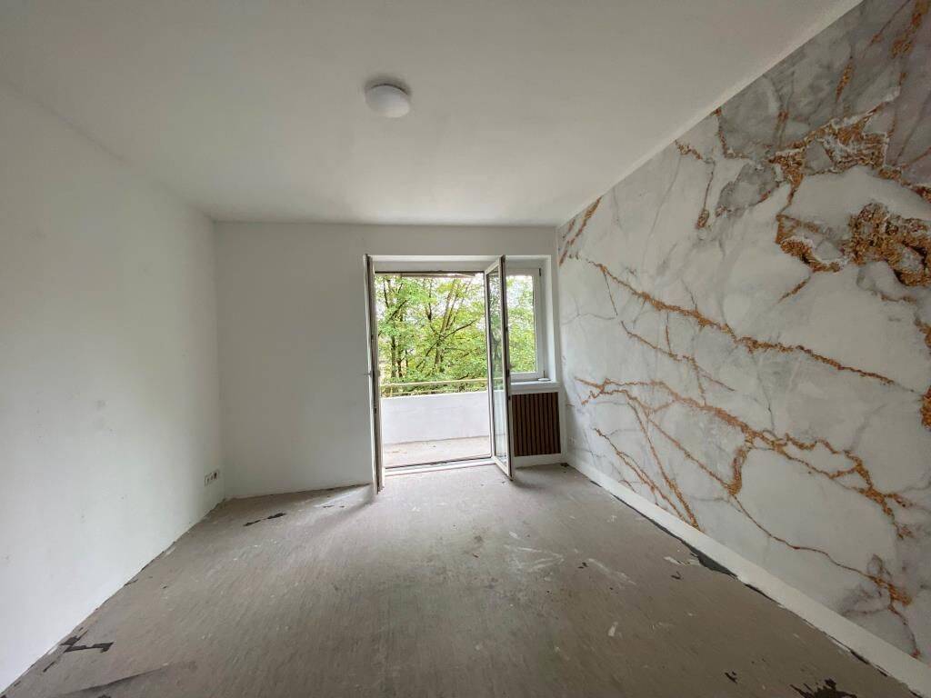 Willkommen in Grumme – Eigentumswohnung mit Loggia in attraktiver Lage nahe der Bochumer City, 44807 Bochum (Bergen Grumme Hofstede Riemke)