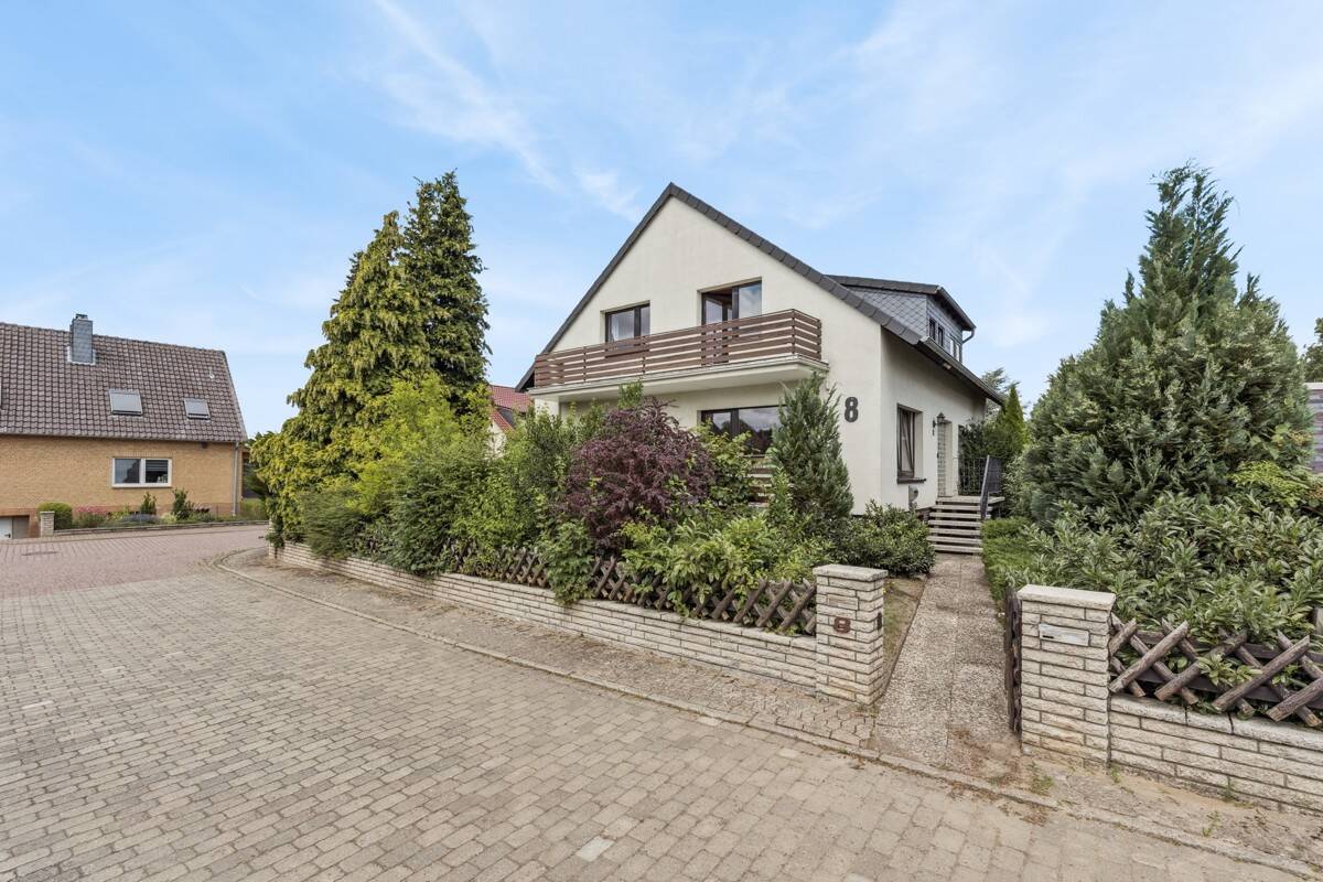 Provisionsfrei – Ohne Makler – Familiengerechtes ZFH mit großem Garten in ruhiger Lage, 38531 Rötgesbüttel
