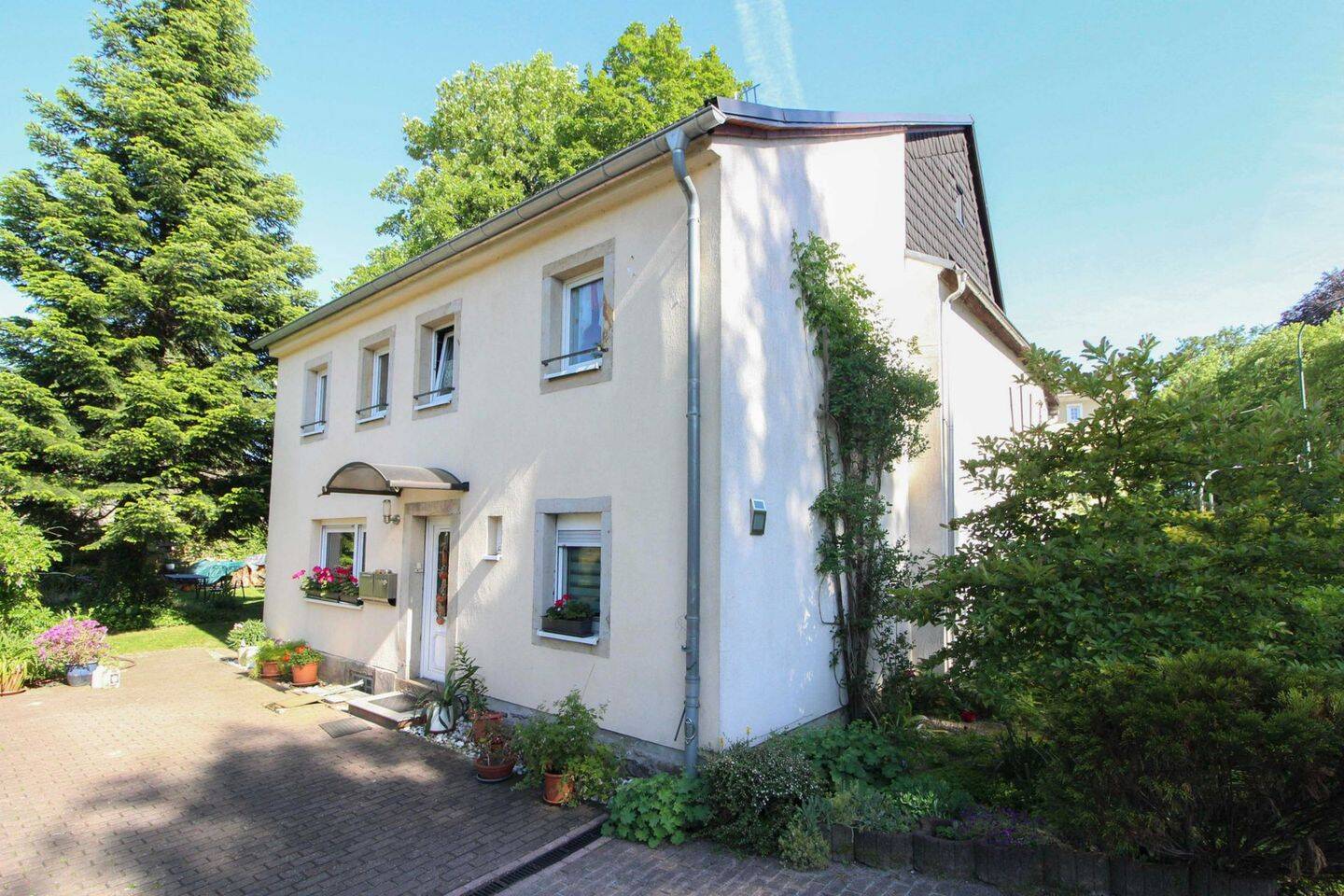 !!!Greifen Sie schnell zu!!! Gepflegtes Einfamilienhaus samt Garten in urbaner Lage, 1844 Neustadt in Sachsen