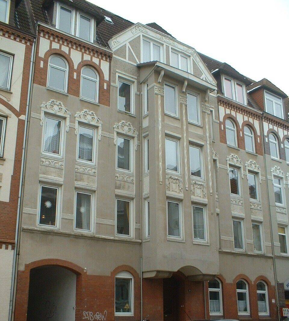 Ruhige Hinterhauswohnung mit separatem Eingang, 24106 Kiel (Wik)
