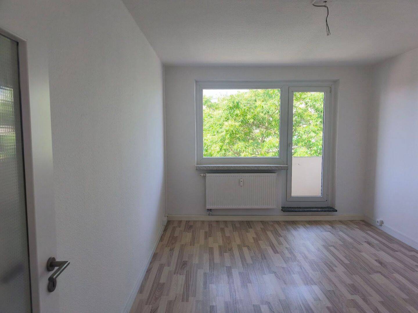 Dreiraumwohnung in ruhiger Wohnlage mit Balkon, 6526 Sangerhausen