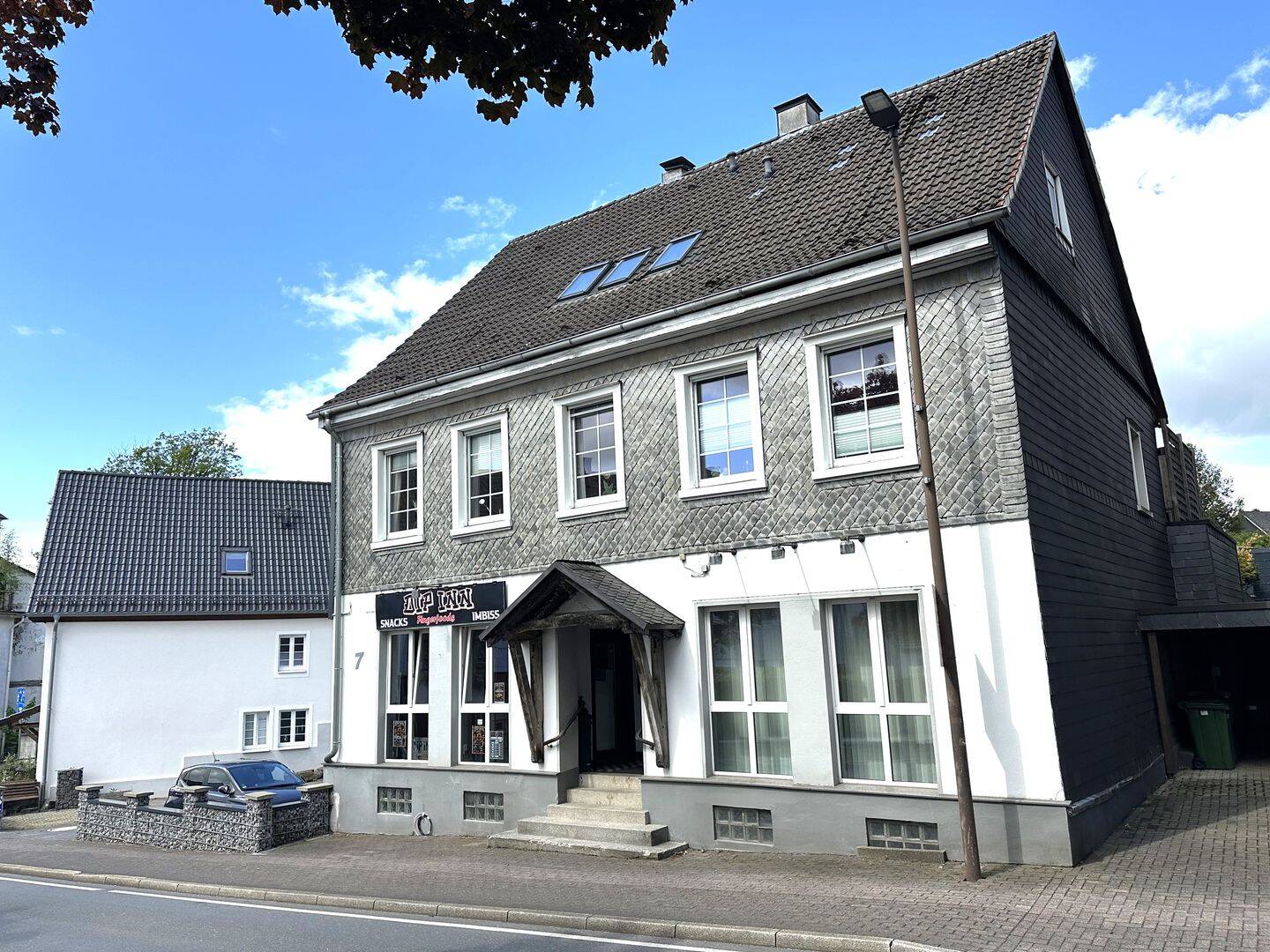 Gepflegtes Wohn- und Geschäftshaus im Zentrum von Halver zu verkaufen., 58553 Halver