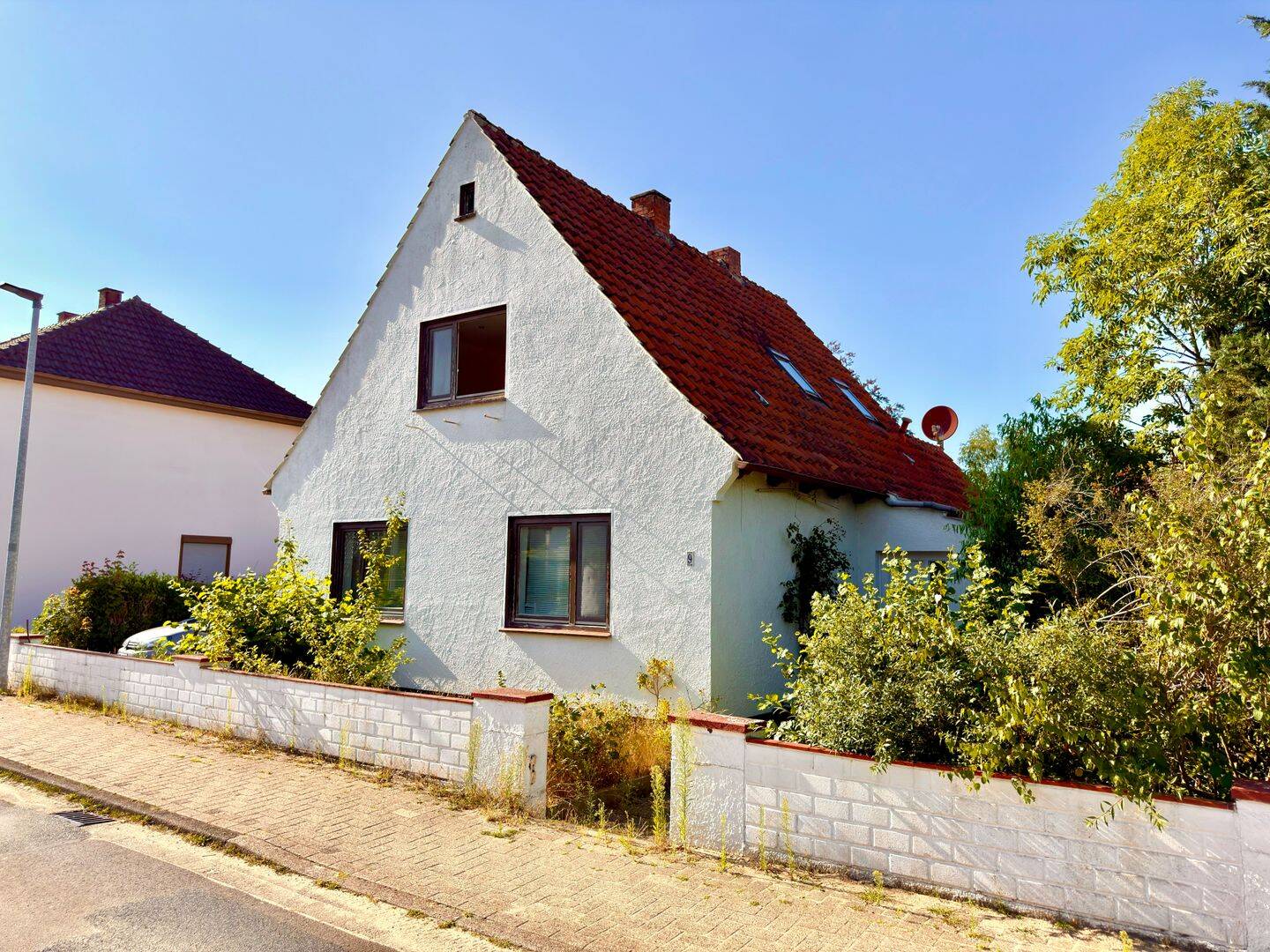 Einfamilienhaus mit Sanierungspotenzial auf Traumgrundstück, 28832 Achim