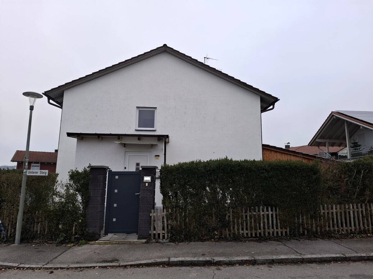 EFH mit 2 Wohneinheiten für die Familie oder Wohnen & Arbeiten unter einem Dach, 94099 Ruhstorf a.d. Rott