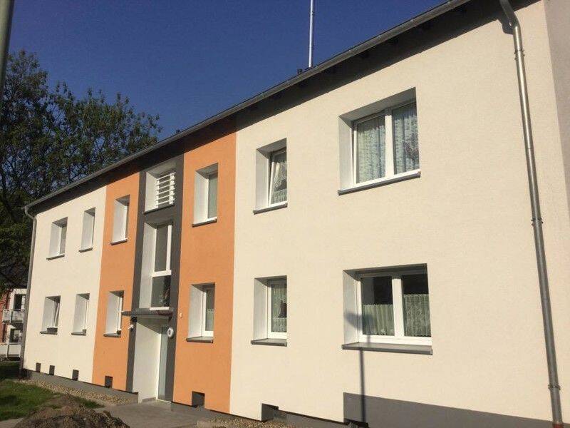 Gemütliche 3-Zimmer-Dachgeschosswohnung (2.Etage!), 45357 Essen (Bedingrade Borbeck-Mitte Dellwig Frintrop Gerschede)