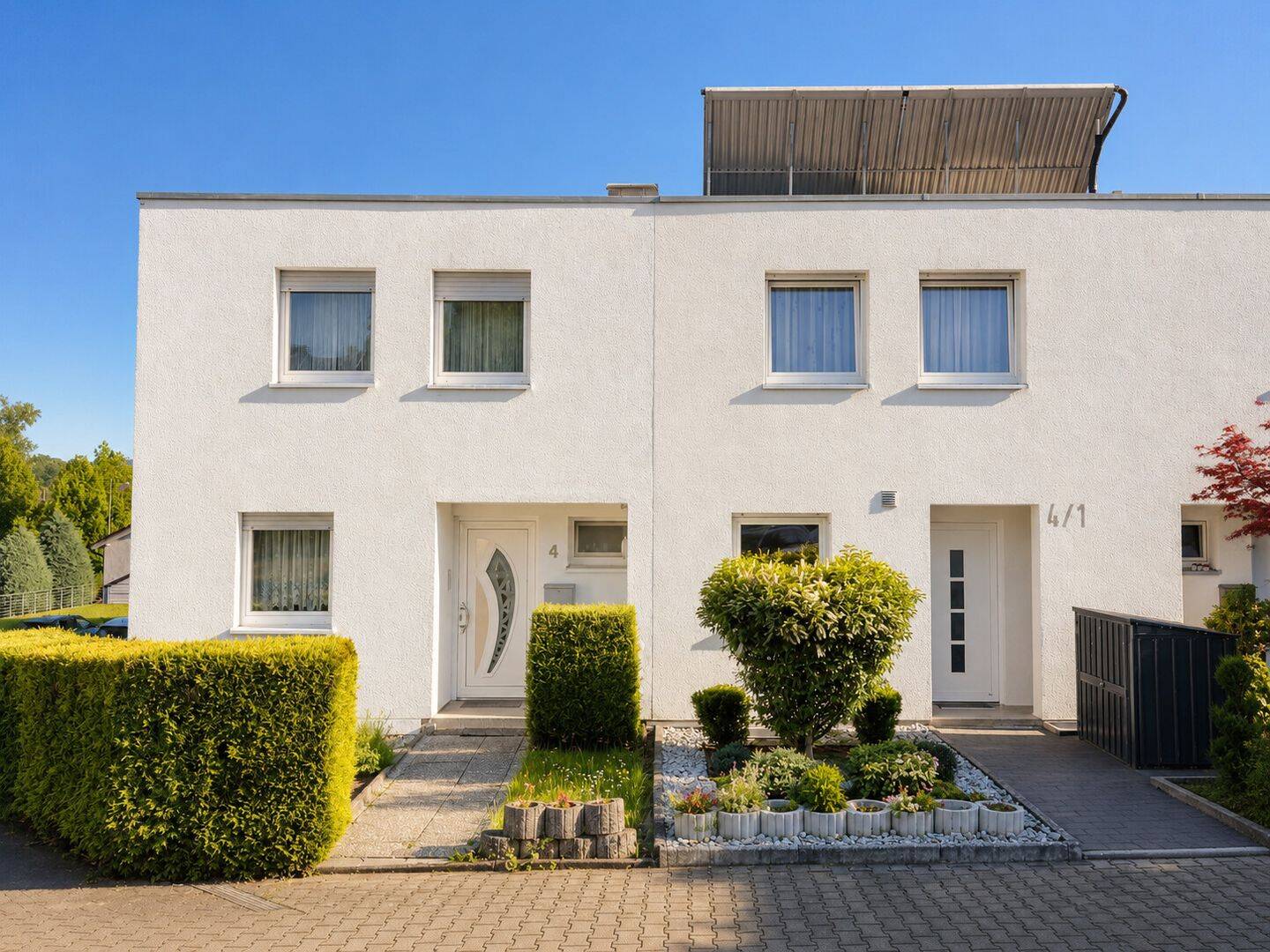 Familienfreundliches Reihenhaus mit überraschend viel Raum und sofort frei!, 73084 Salach